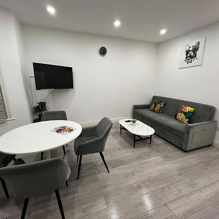 F4 Luxury Stays One Bed Apartment With Parking Ilford Ngoại thất bức ảnh